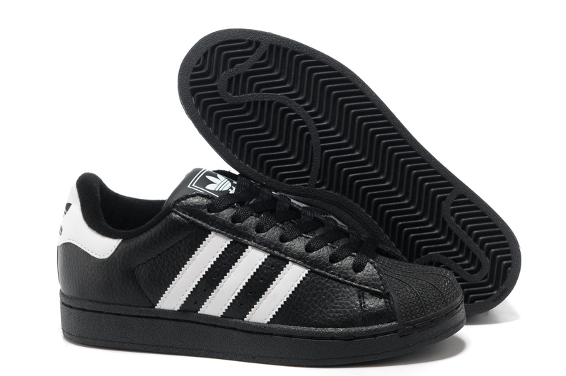 chaussure nike ou adidas pas cher